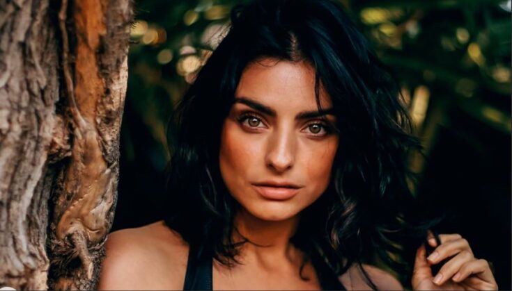 Aislin Derbez se da una escapada con su hija