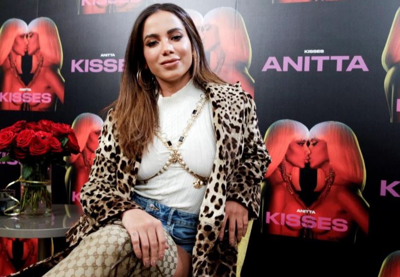 Esta imagen tiene el atributo alt vacío; su nombre de archivo es anitta1.jpg
