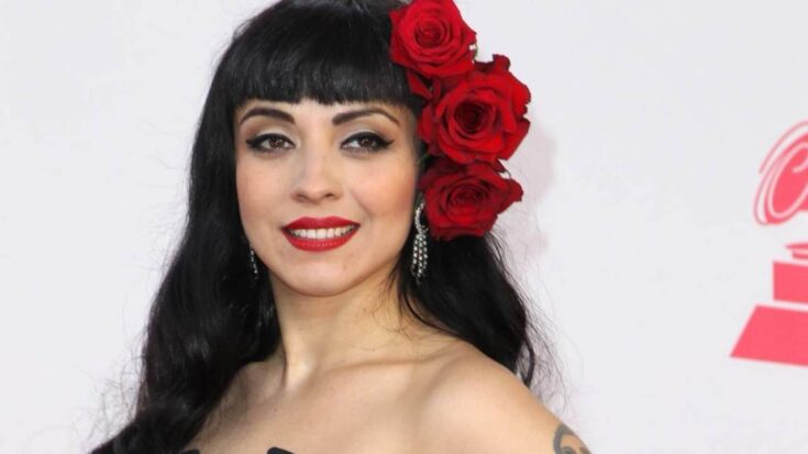 Mon Laferte contó pasajes muy ocultos de su vida privada.