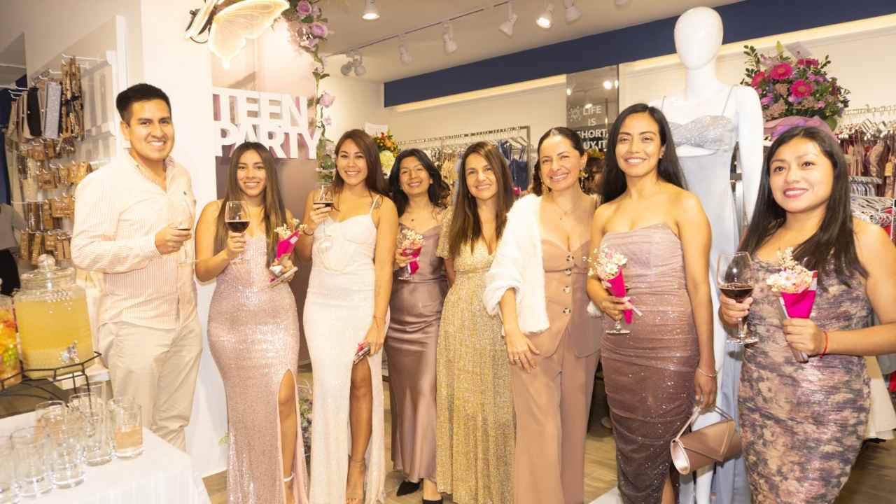 inauguración de Blue 7 el el Polo.