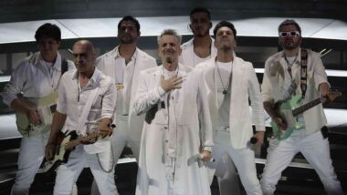 Miguel Bosé llega a Perú.